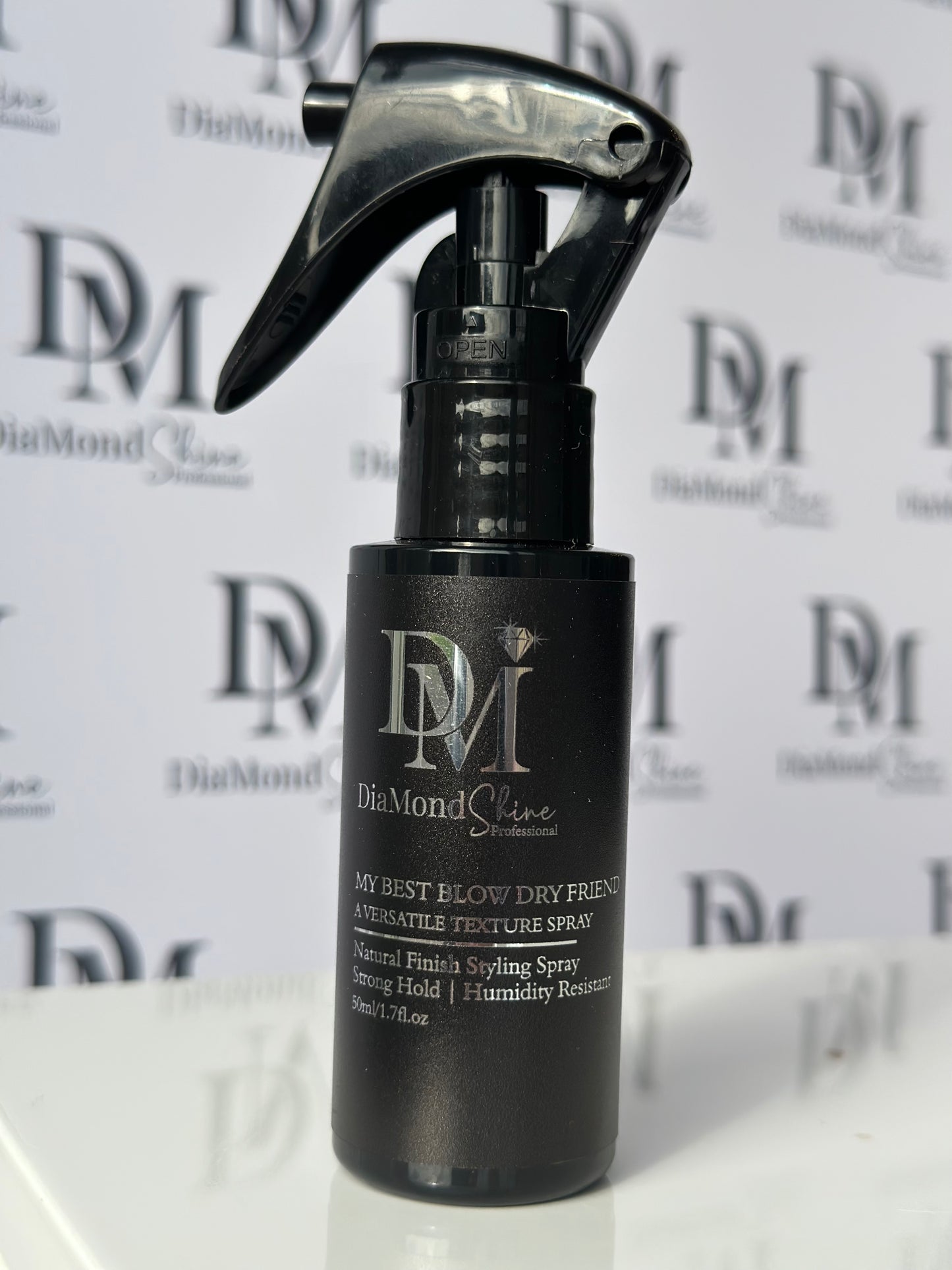 DiaMond Shine My Best Blow Dry Friend, versatile texture spray